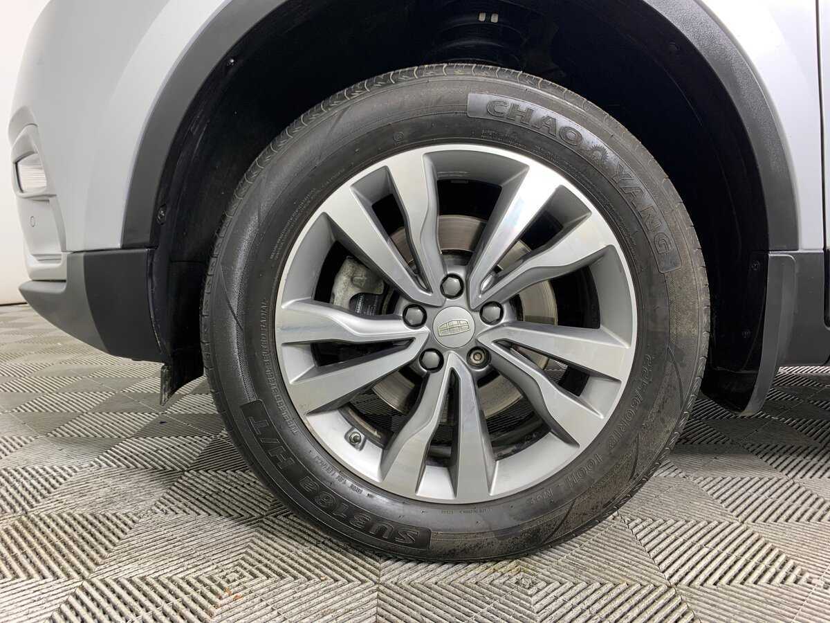 Geely Atlas, 2021 - Фото №8