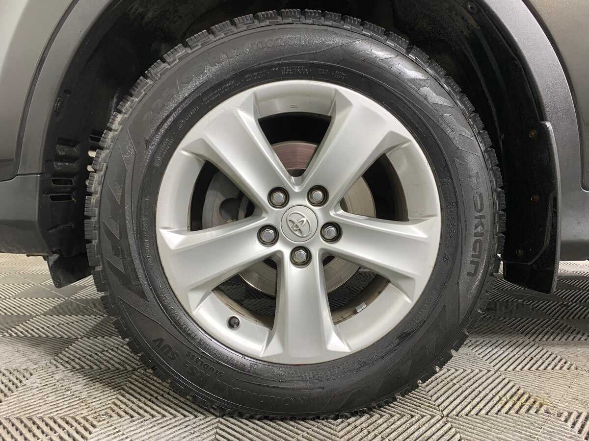 Toyota RAV4, 2014 - Фото №8
