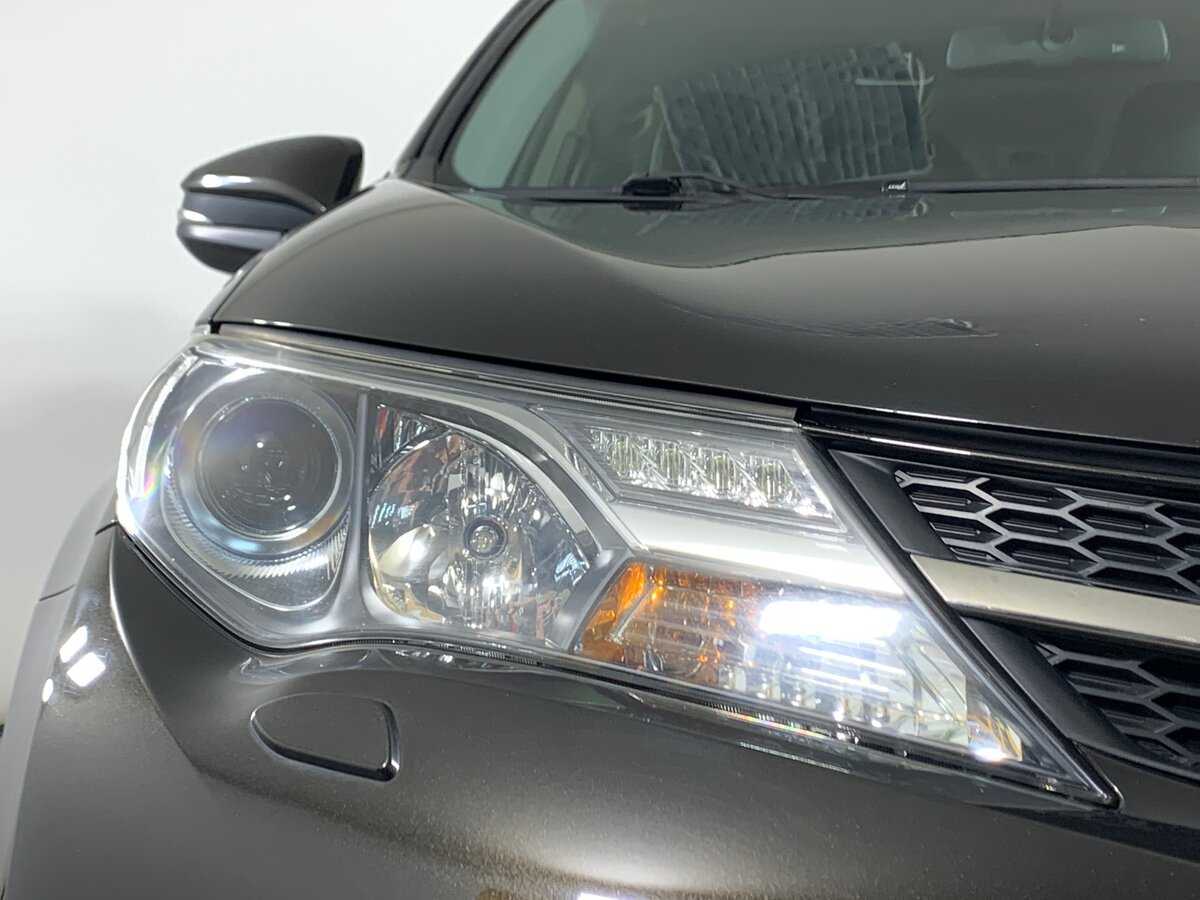Toyota RAV4, 2014 - Фото №9