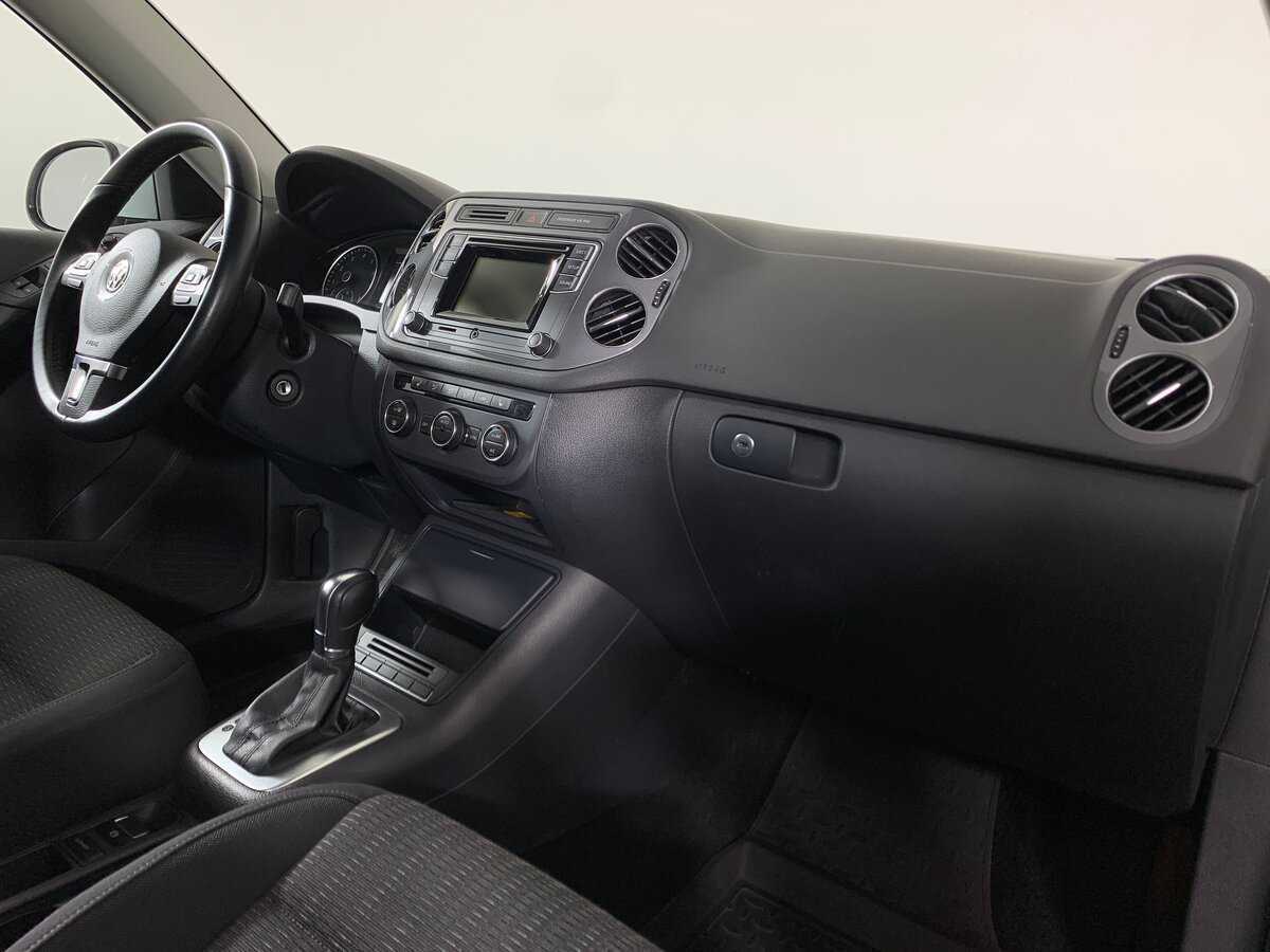 Volkswagen Tiguan, 2015 - Фото №13