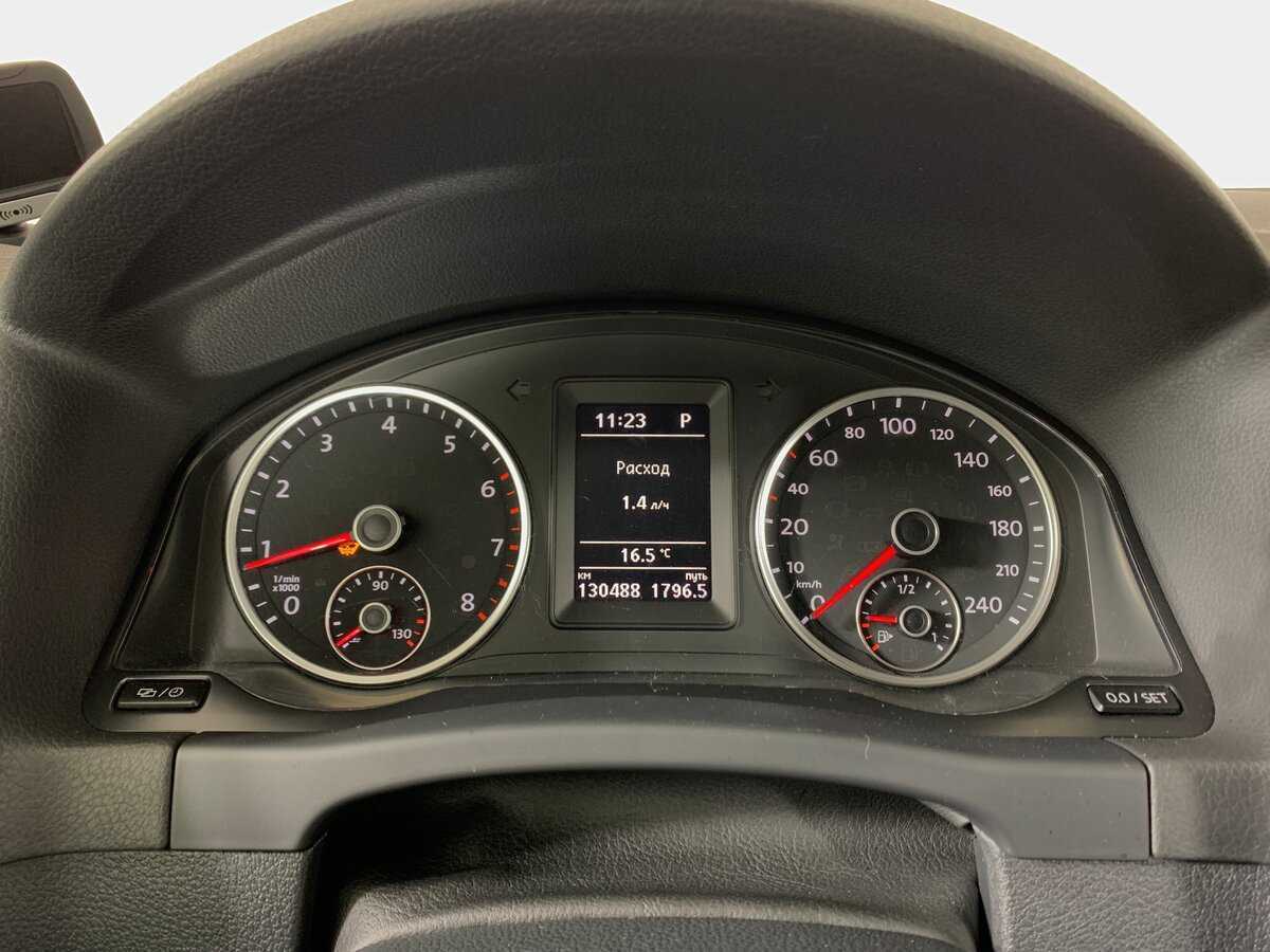 Volkswagen Tiguan, 2015 - Фото №14