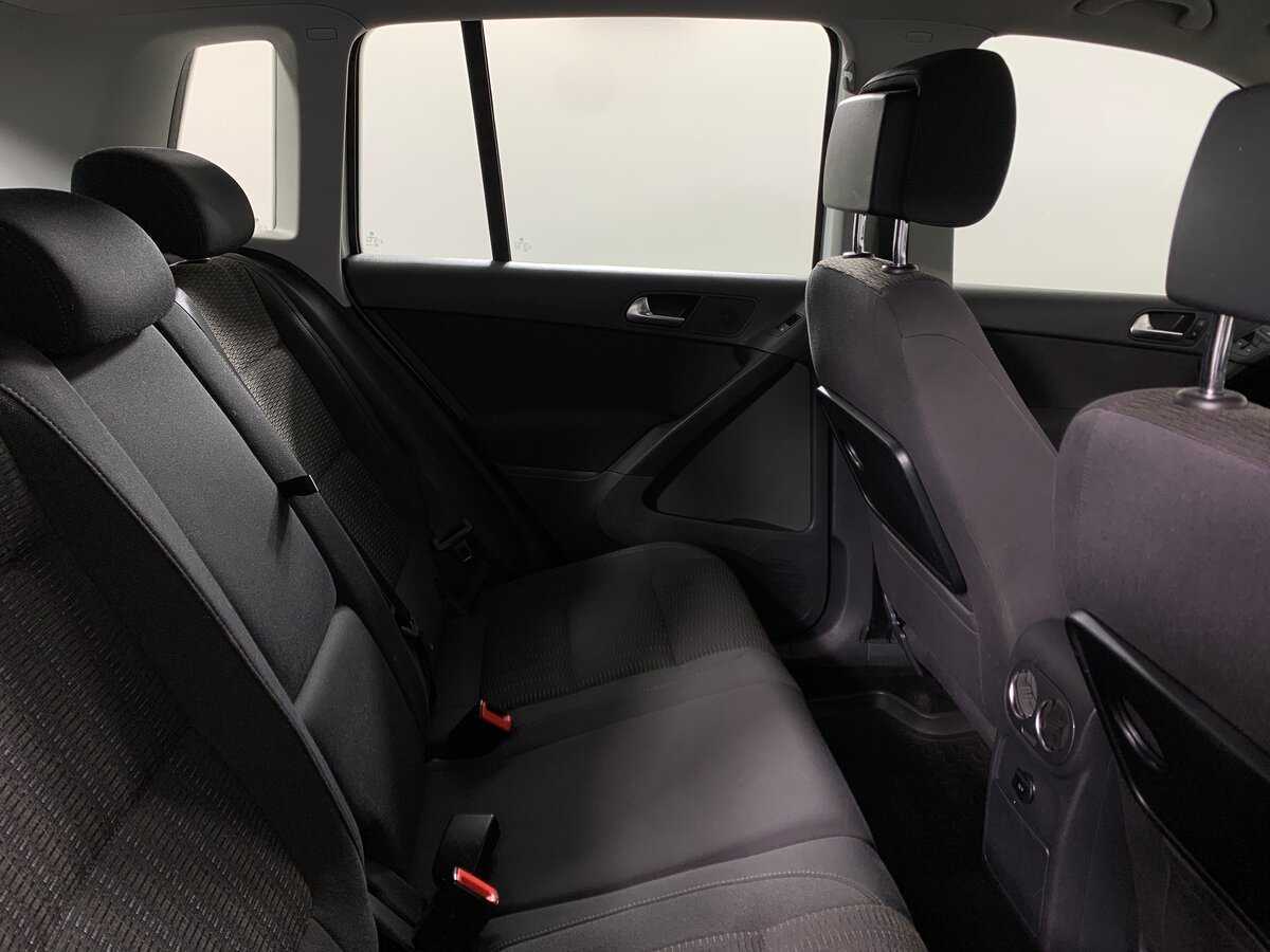 Volkswagen Tiguan, 2015 - Фото №17