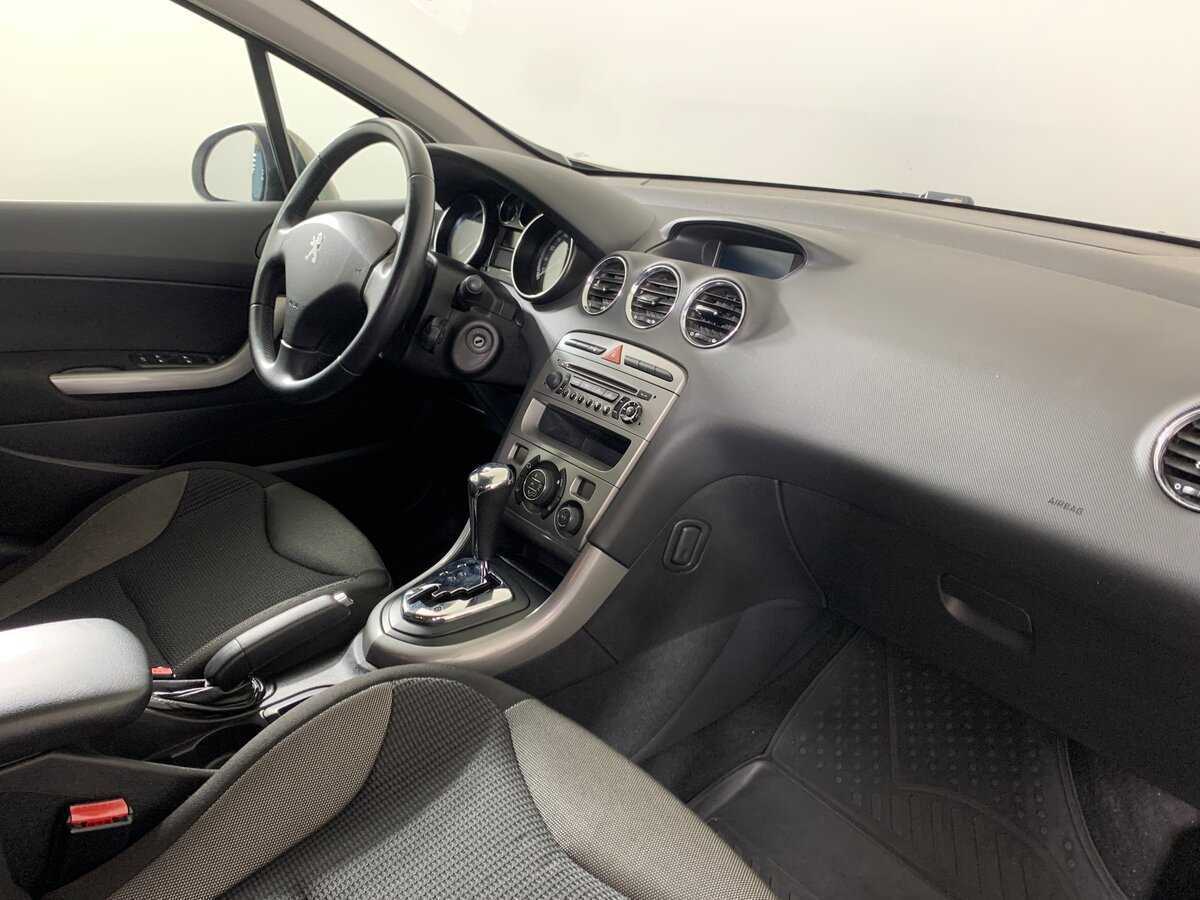Peugeot 308, 2012 - Фото №13