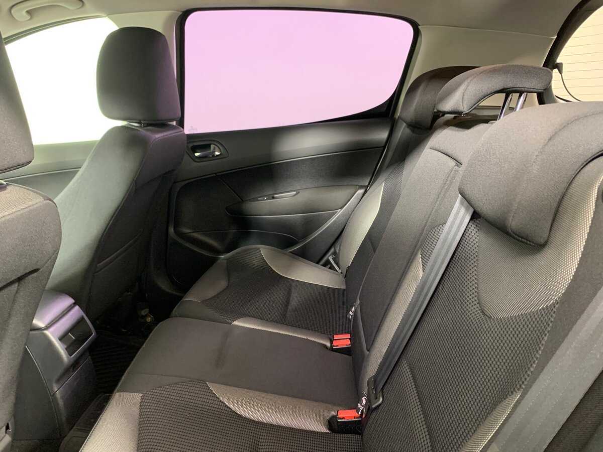 Peugeot 308, 2012 - Фото №18