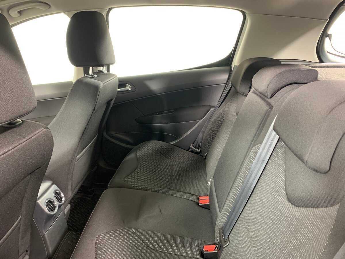 Peugeot 308, 2012 - Фото №19