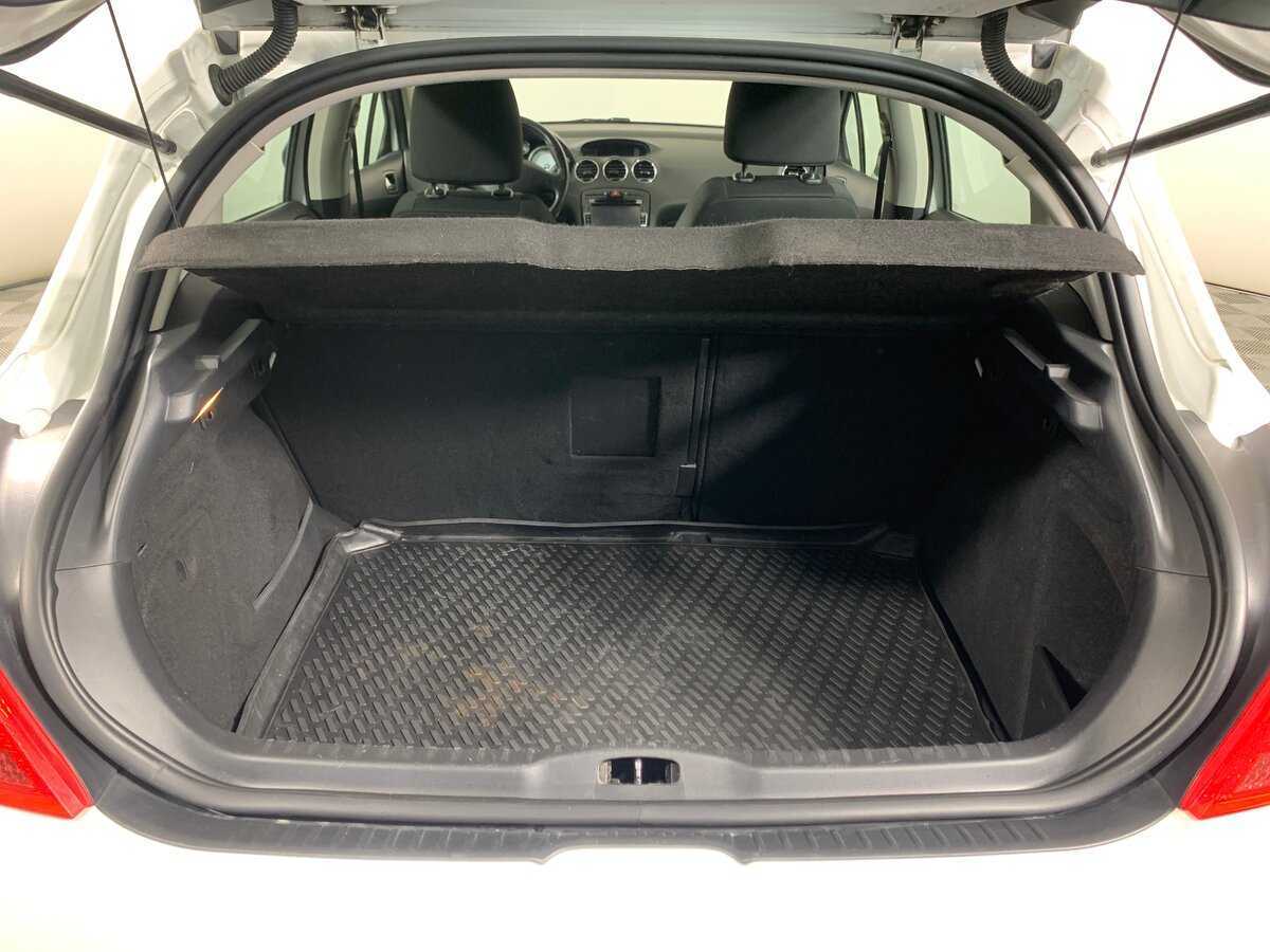 Peugeot 308, 2012 - Фото №20