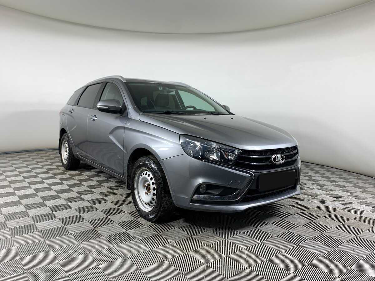 Lada (ВАЗ) Vesta SW, 2018 - Фото №2