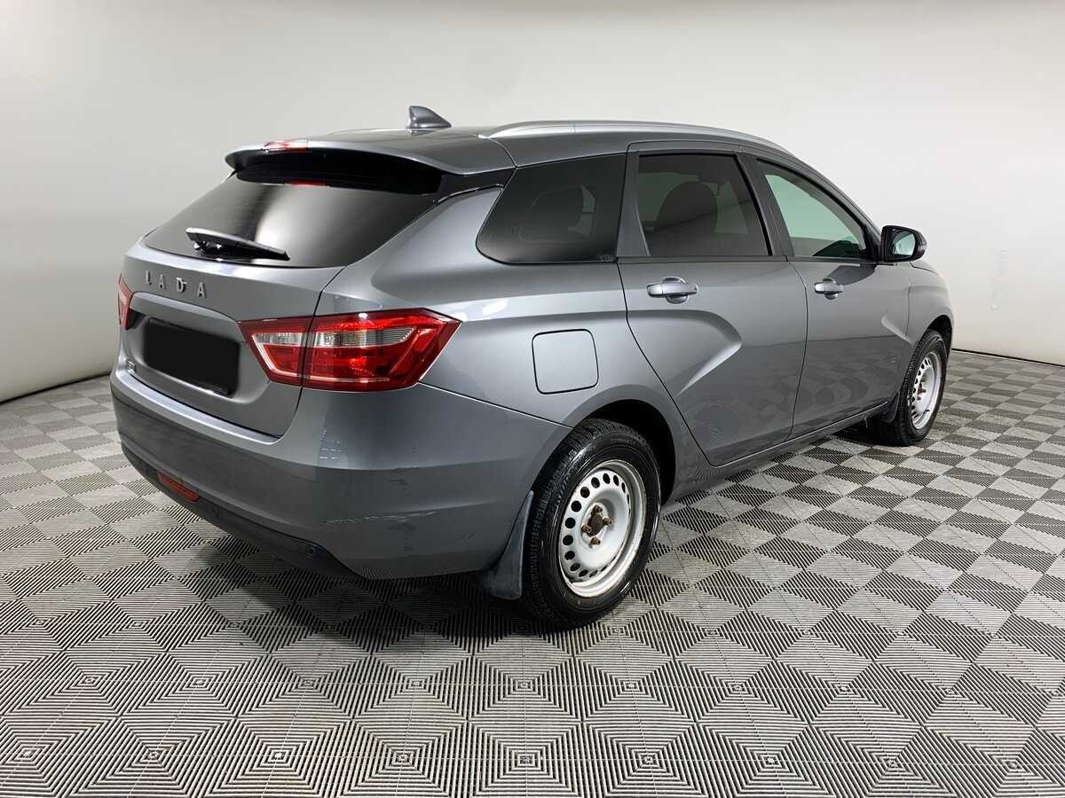Lada (ВАЗ) Vesta SW, 2018 - Фото №4
