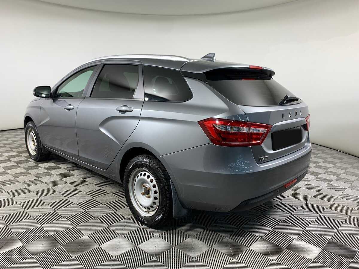 Lada (ВАЗ) Vesta SW, 2018 - Фото №6