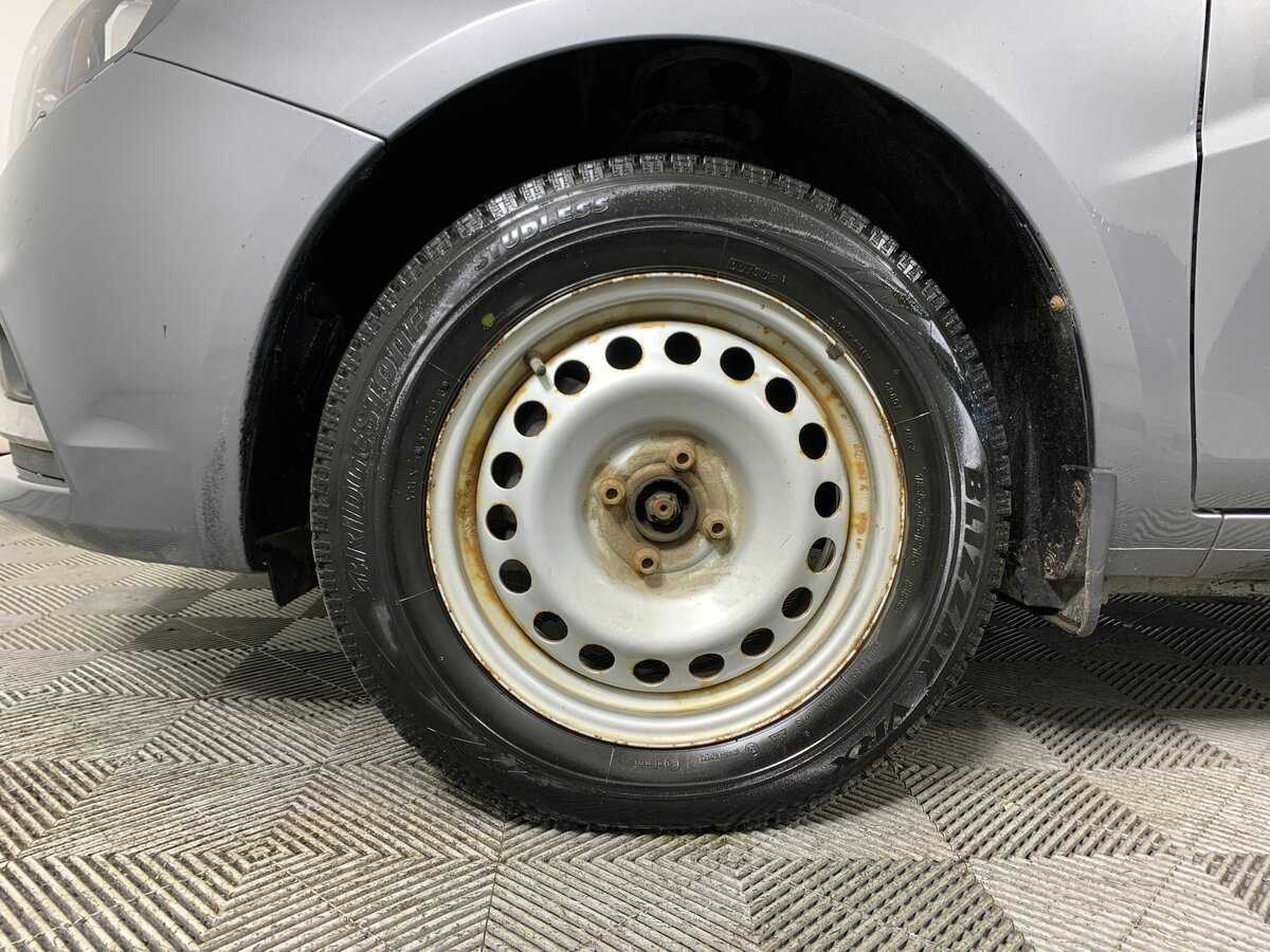 Lada (ВАЗ) Vesta SW, 2018 - Фото №8