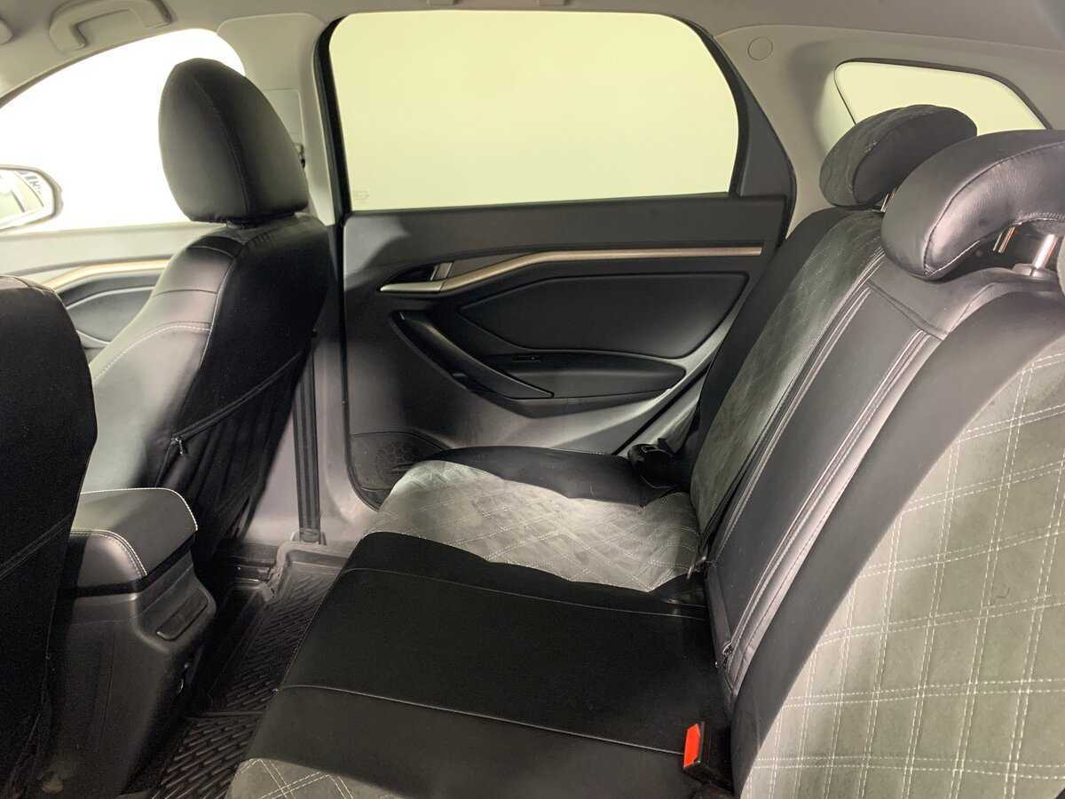 Lada (ВАЗ) Vesta SW, 2018 - Фото №18