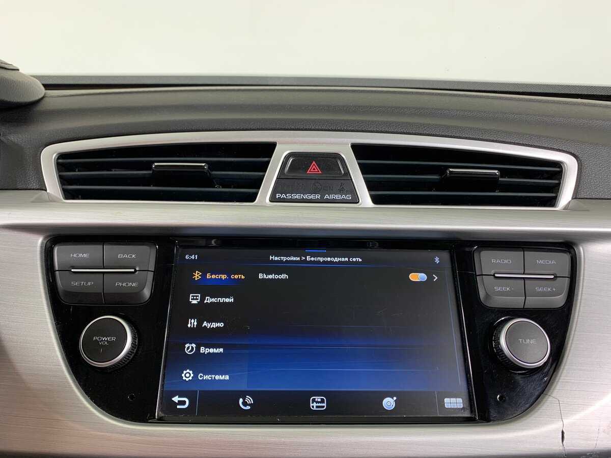 Geely Atlas, 2018 - Фото №15