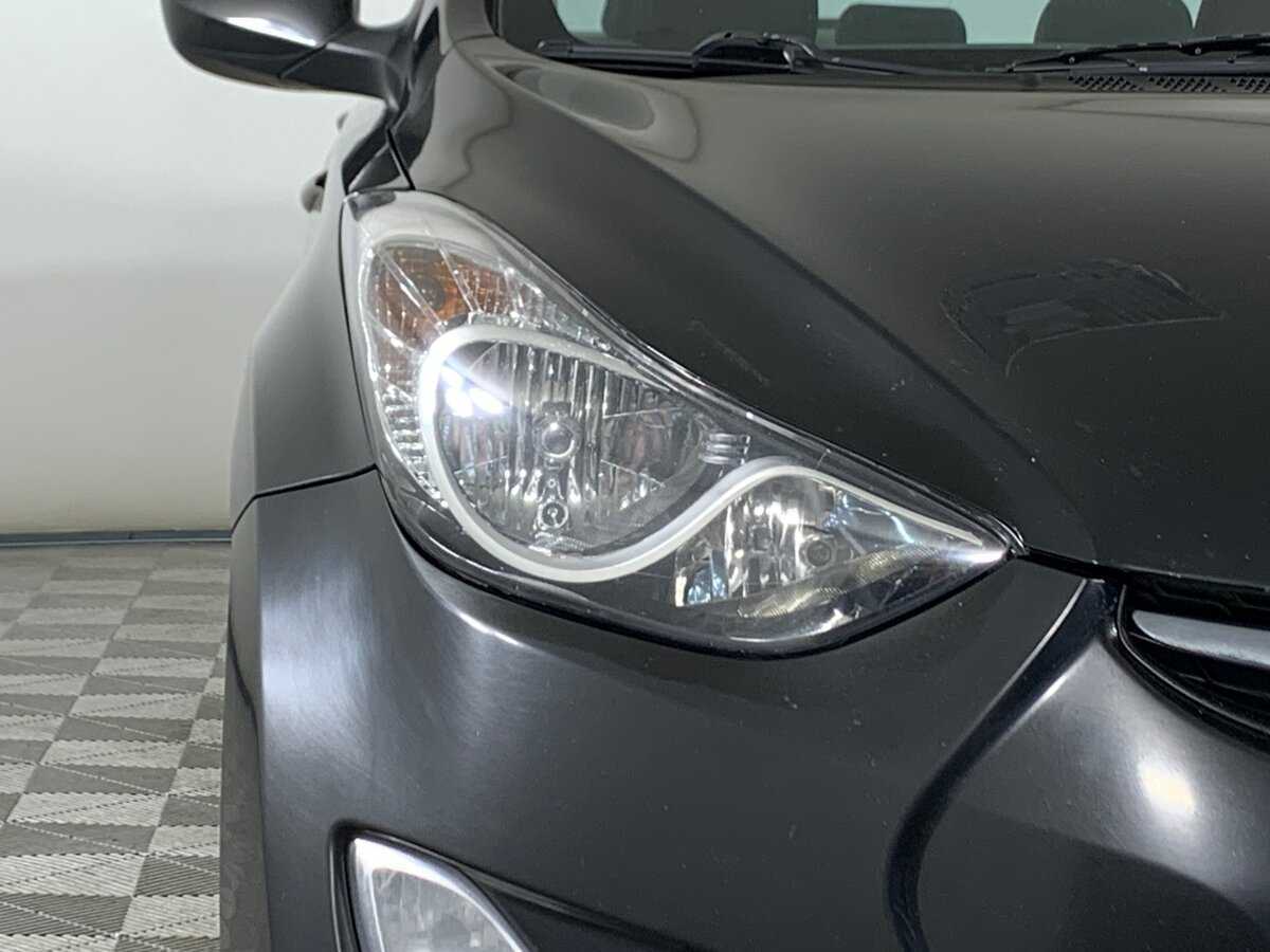 Hyundai Elantra, 2012 - Фото №9