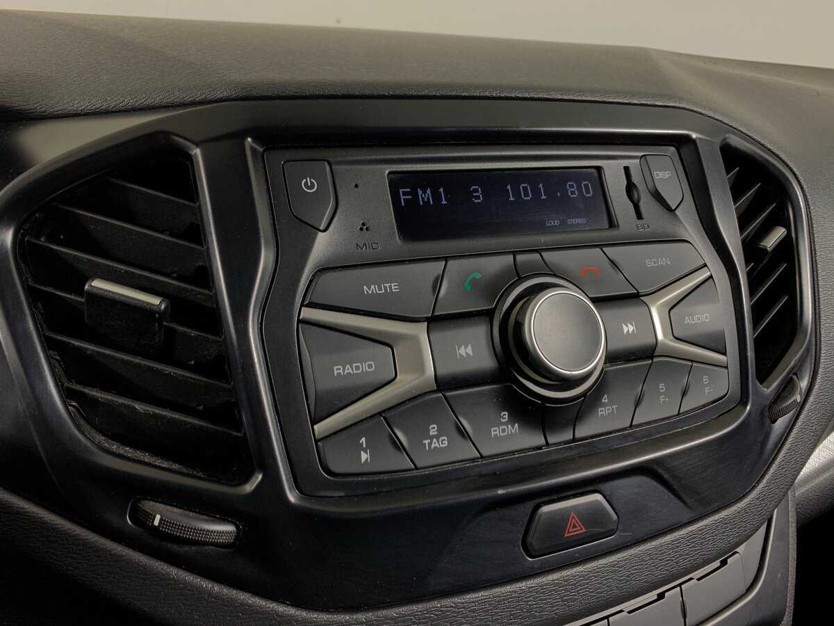 Lada (ВАЗ) Vesta, 2021 - Фото №15