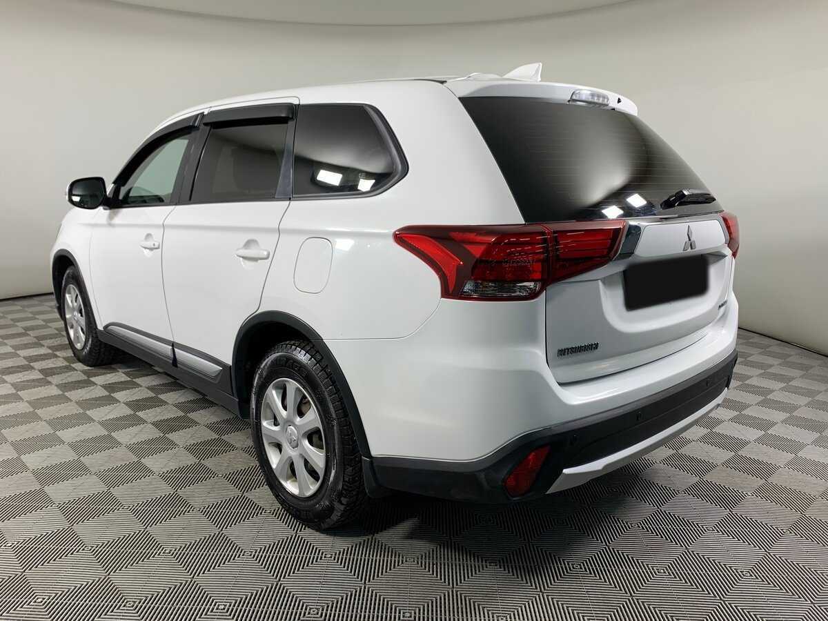 Mitsubishi Outlander, 2017 - Фото №6