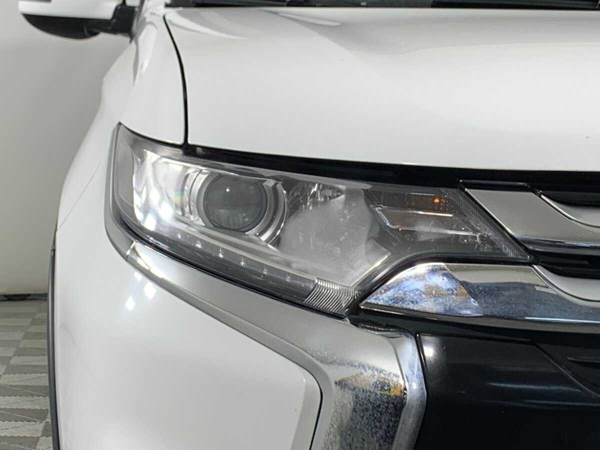 Mitsubishi Outlander, 2017 - Фото №9