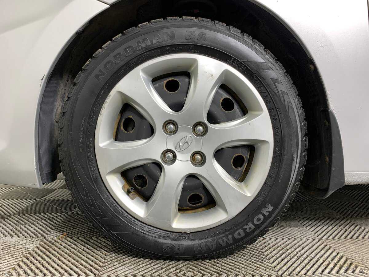 Hyundai Solaris, 2012 - Фото №8