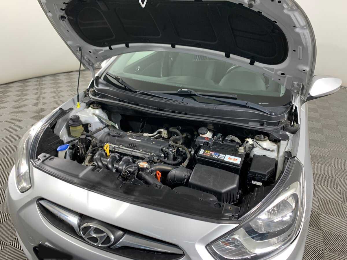 Hyundai Solaris, 2012 - Фото №10