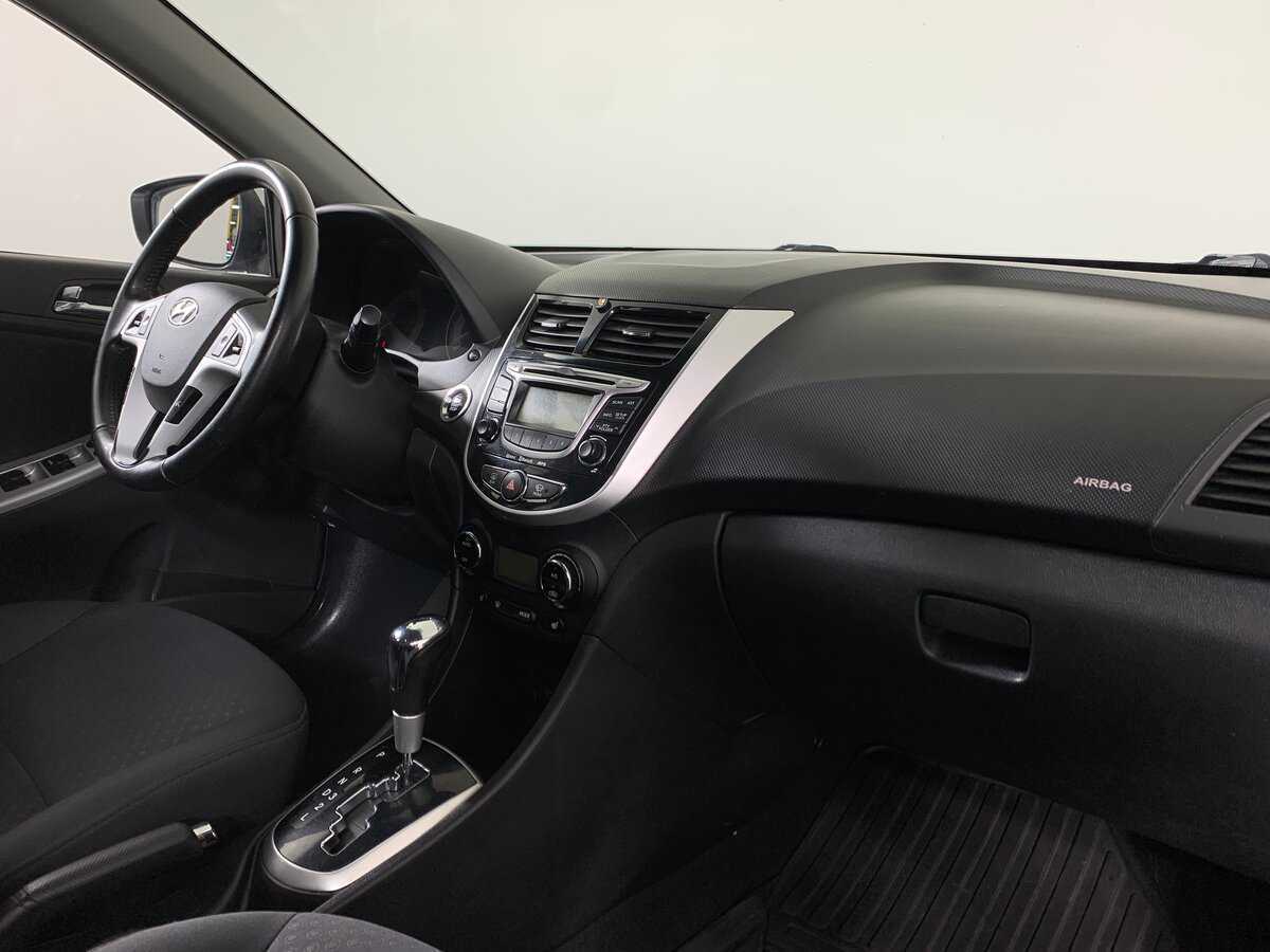 Hyundai Solaris, 2012 - Фото №13