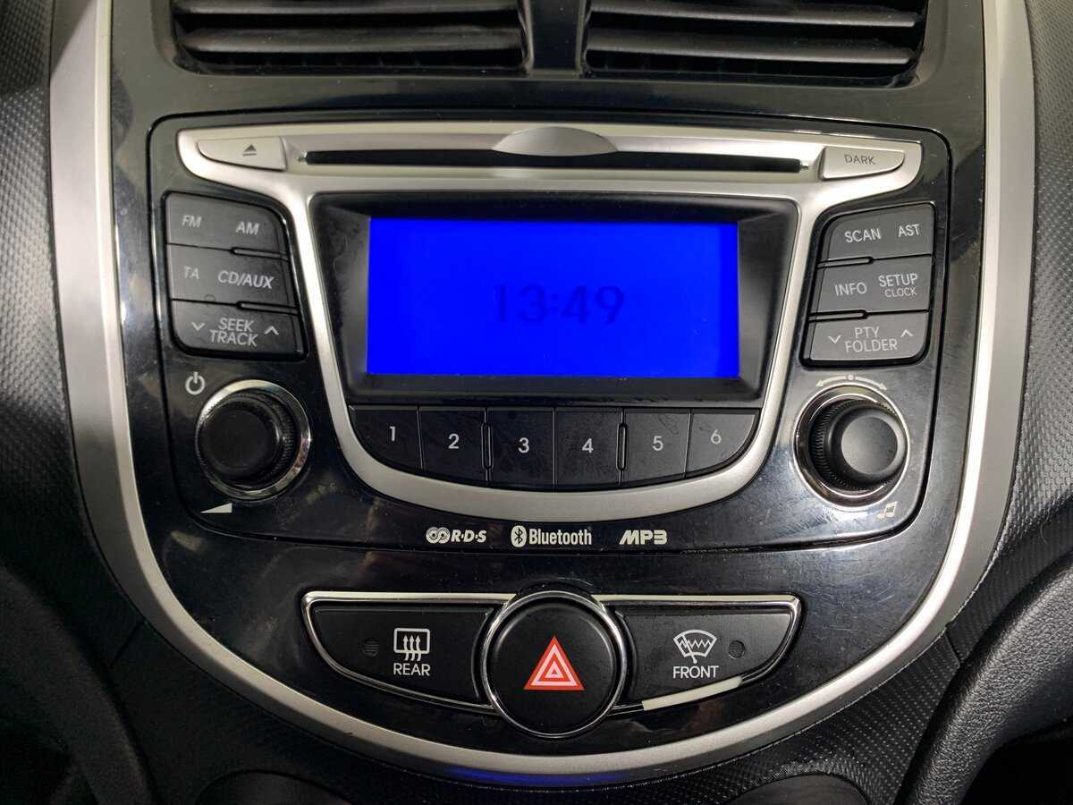 Hyundai Solaris, 2012 - Фото №15