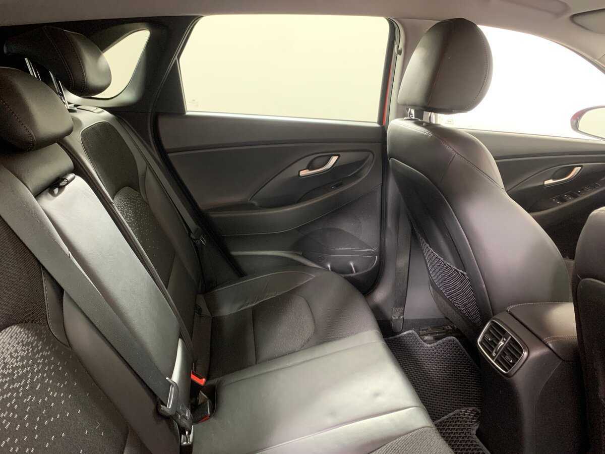 Hyundai i30, 2017 - Фото №17