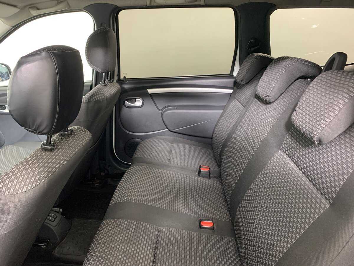 Lada (ВАЗ) Largus, 2016 - Фото №17