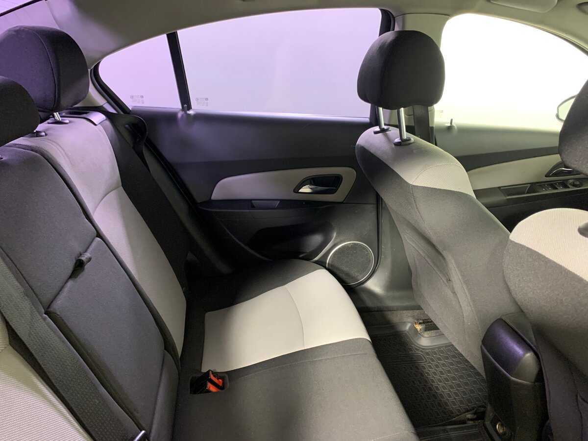 Chevrolet Cruze, 2013 - Фото №15