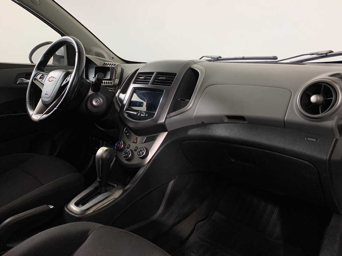 Chevrolet Aveo, 2014 - Фото №13