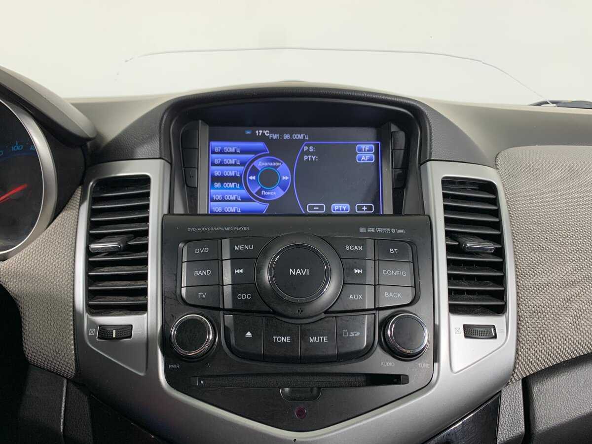 Chevrolet Cruze, 2012 - Фото №15