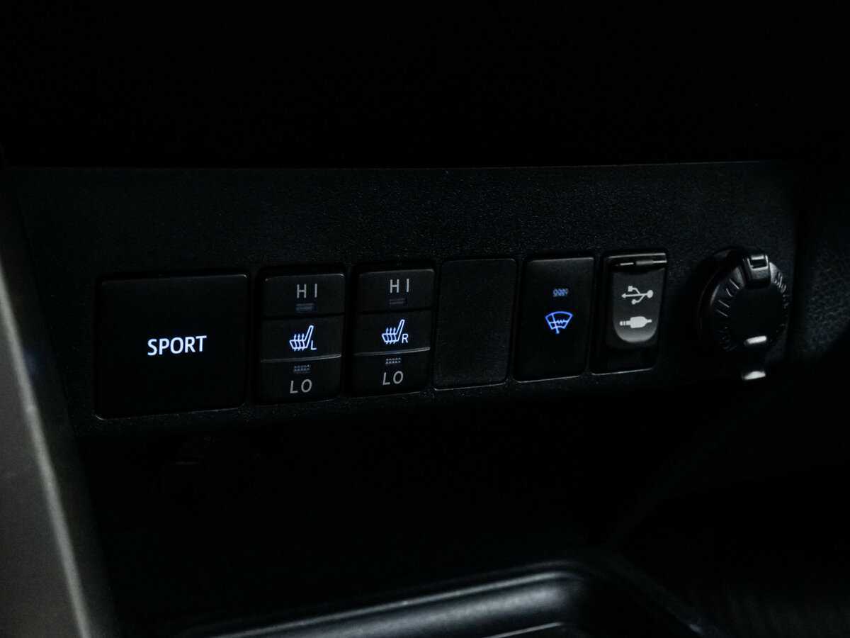 Toyota RAV4, 2015 - Фото №12