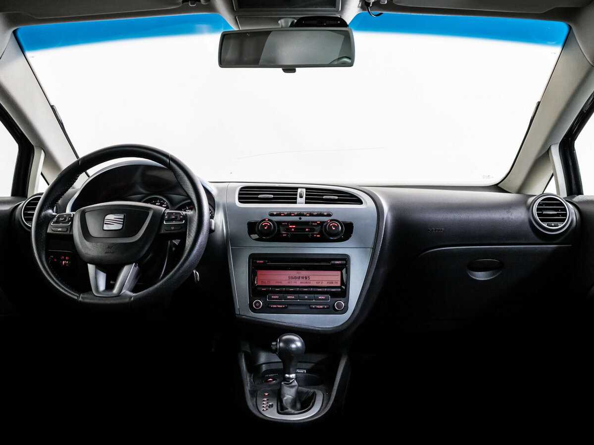 SEAT Leon, 2012 - Фото №7