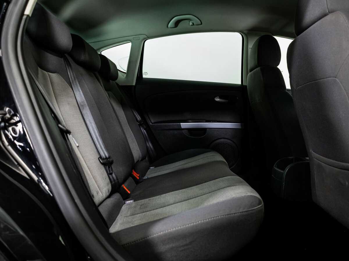 SEAT Leon, 2012 - Фото №8