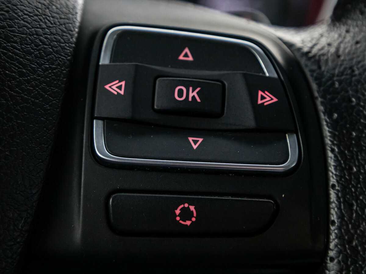 SEAT Leon, 2012 - Фото №11