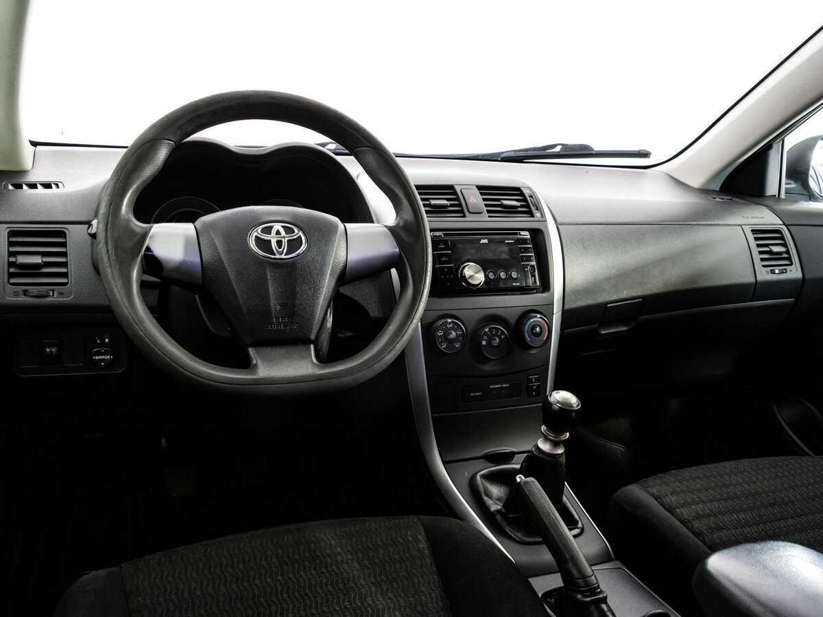 Toyota Corolla, 2012 - Фото №8