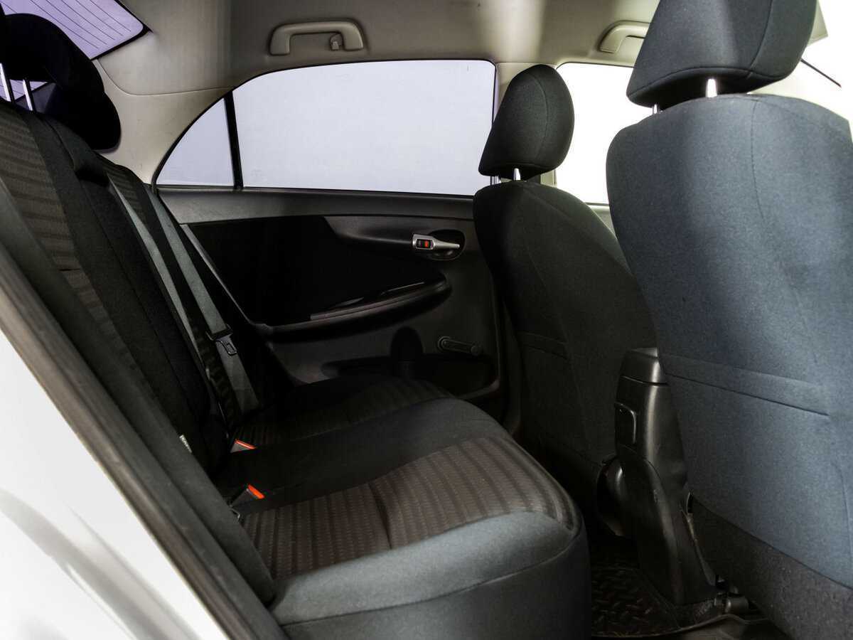 Toyota Corolla, 2012 - Фото №10