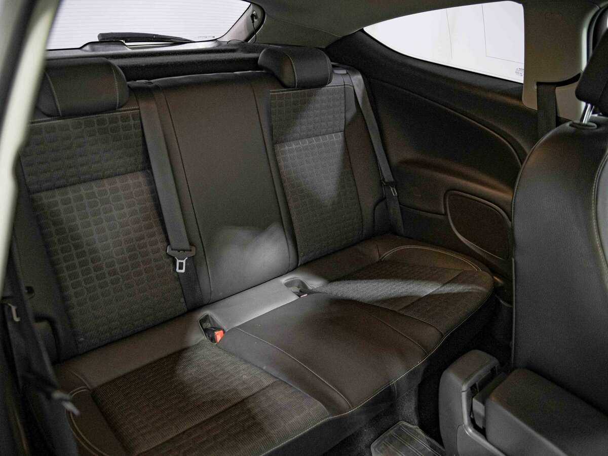 Opel Astra GTC, 2012 - Фото №12