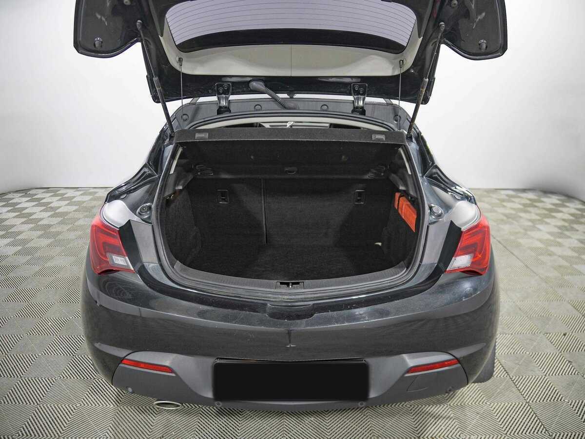 Opel Astra GTC, 2012 - Фото №14