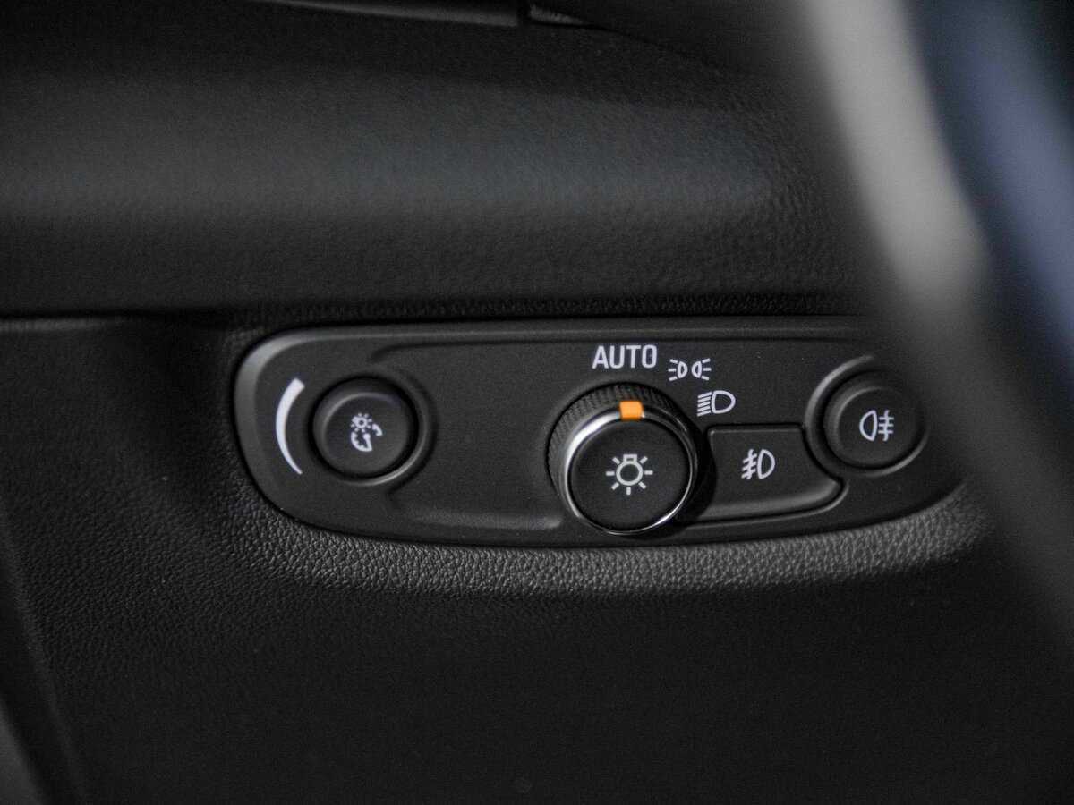 Opel Insignia, 2018 - Фото №14