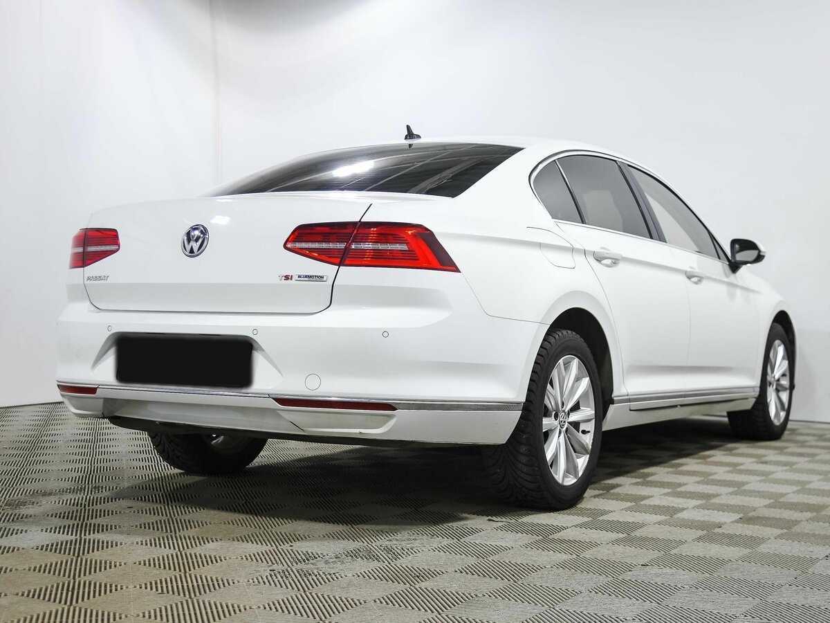 Volkswagen Passat, 2016 - Фото №2