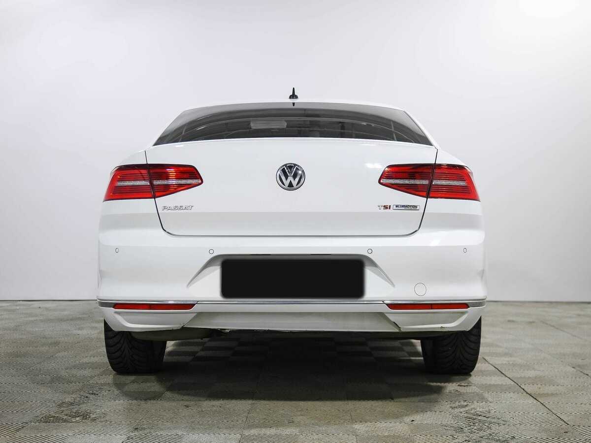 Volkswagen Passat, 2016 - Фото №3