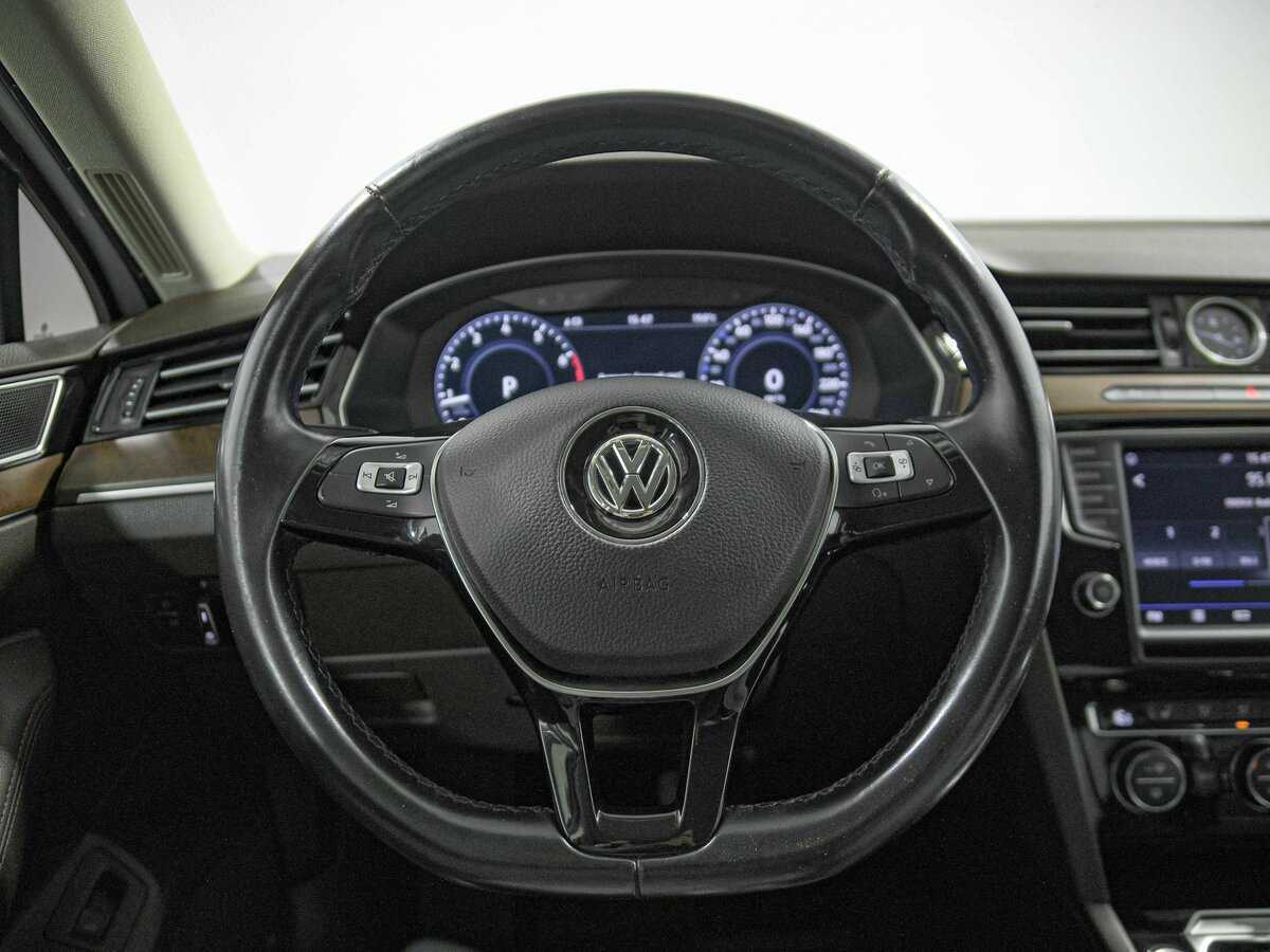 Volkswagen Passat, 2016 - Фото №6