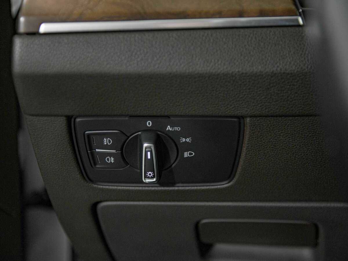 Volkswagen Passat, 2016 - Фото №12