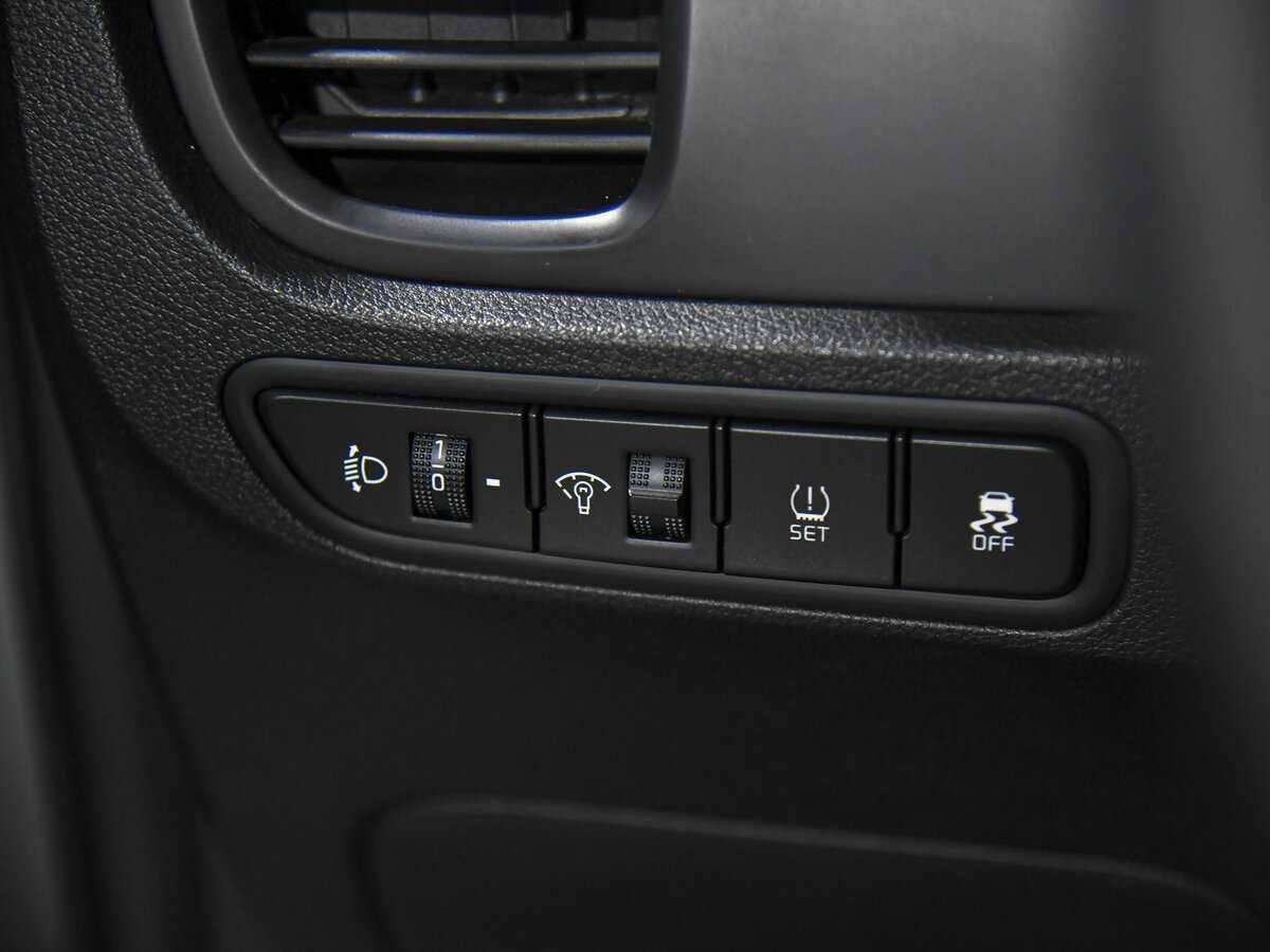 Kia Rio X-Line, 2018 - Фото №12