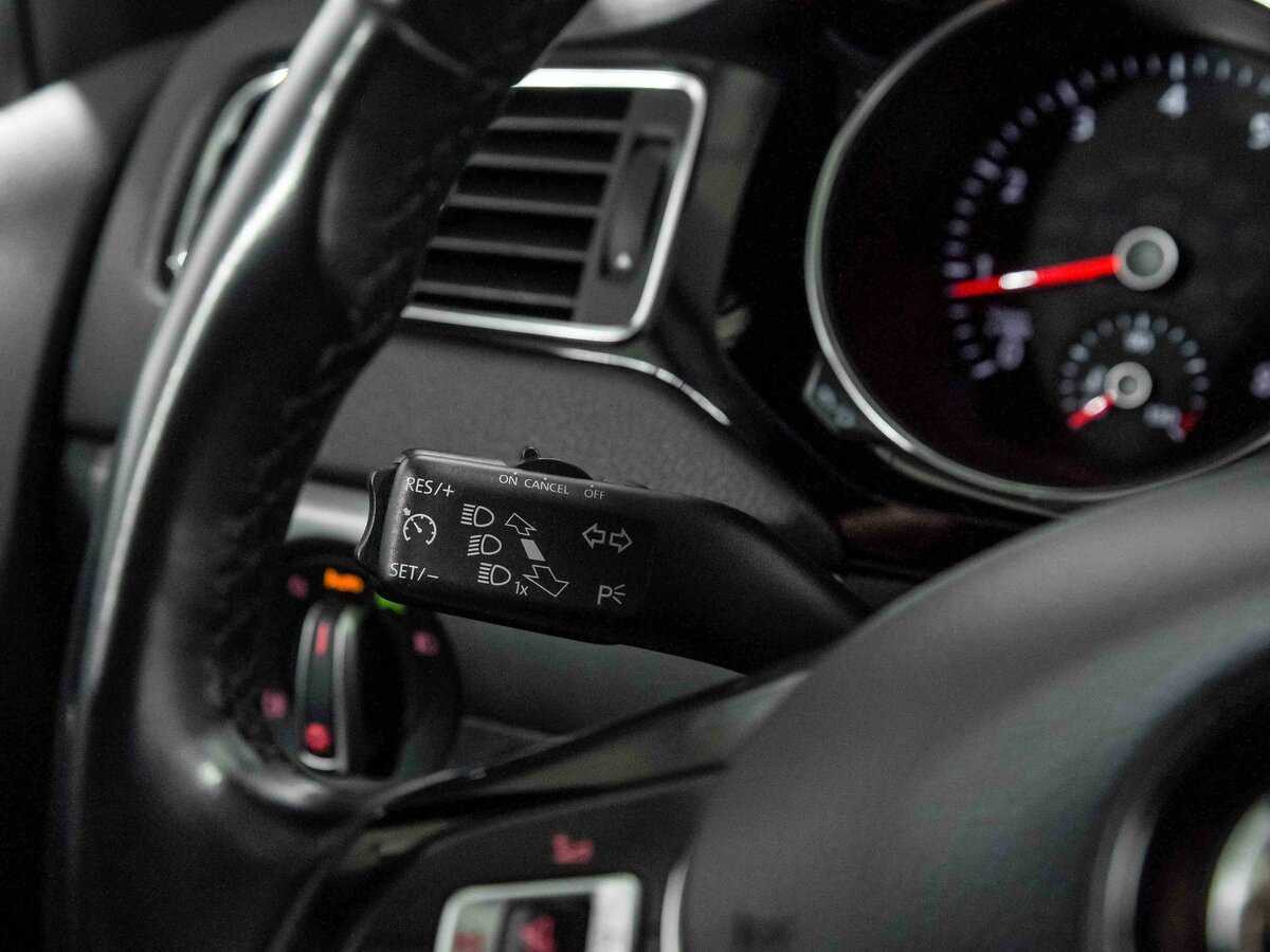 Volkswagen Jetta, 2016 - Фото №6