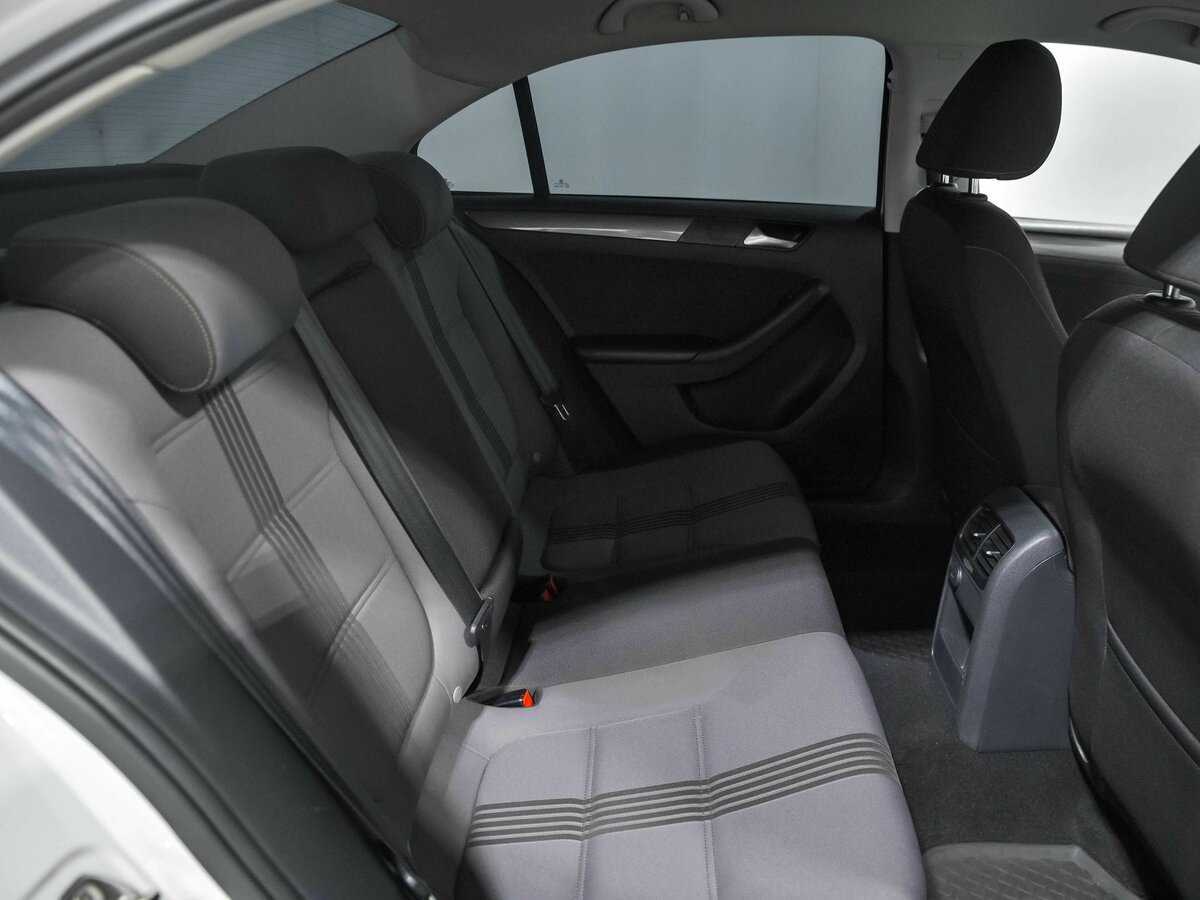 Volkswagen Jetta, 2016 - Фото №12