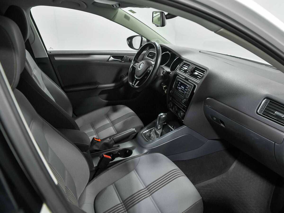 Volkswagen Jetta, 2016 - Фото №13