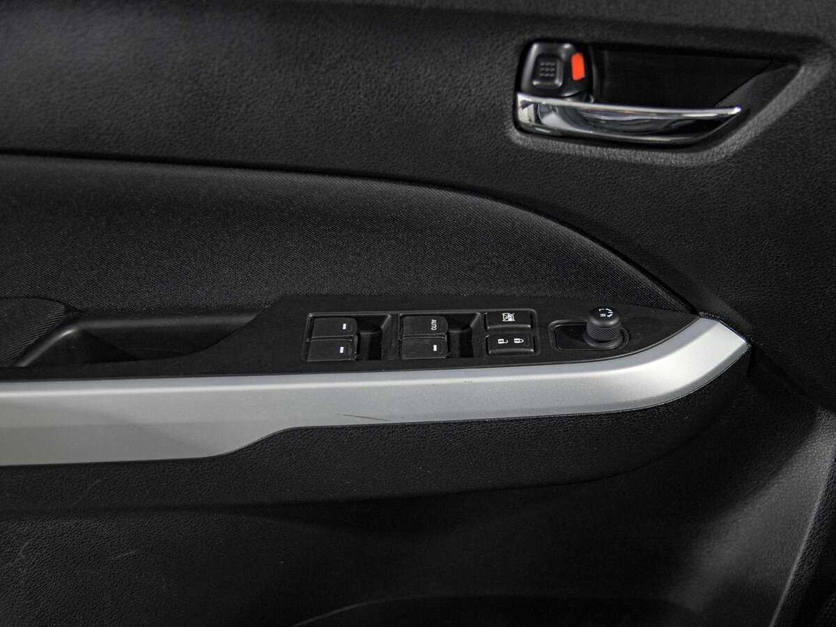 Suzuki Vitara, 2017 - Фото №11