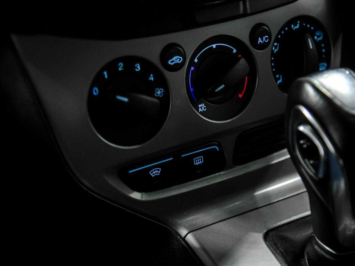 Ford Focus, 2012 - Фото №9