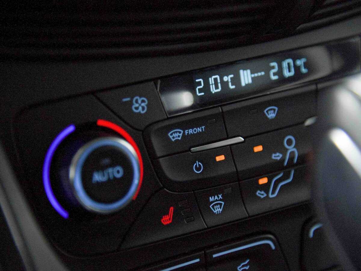 Ford Kuga, 2018 - Фото №10