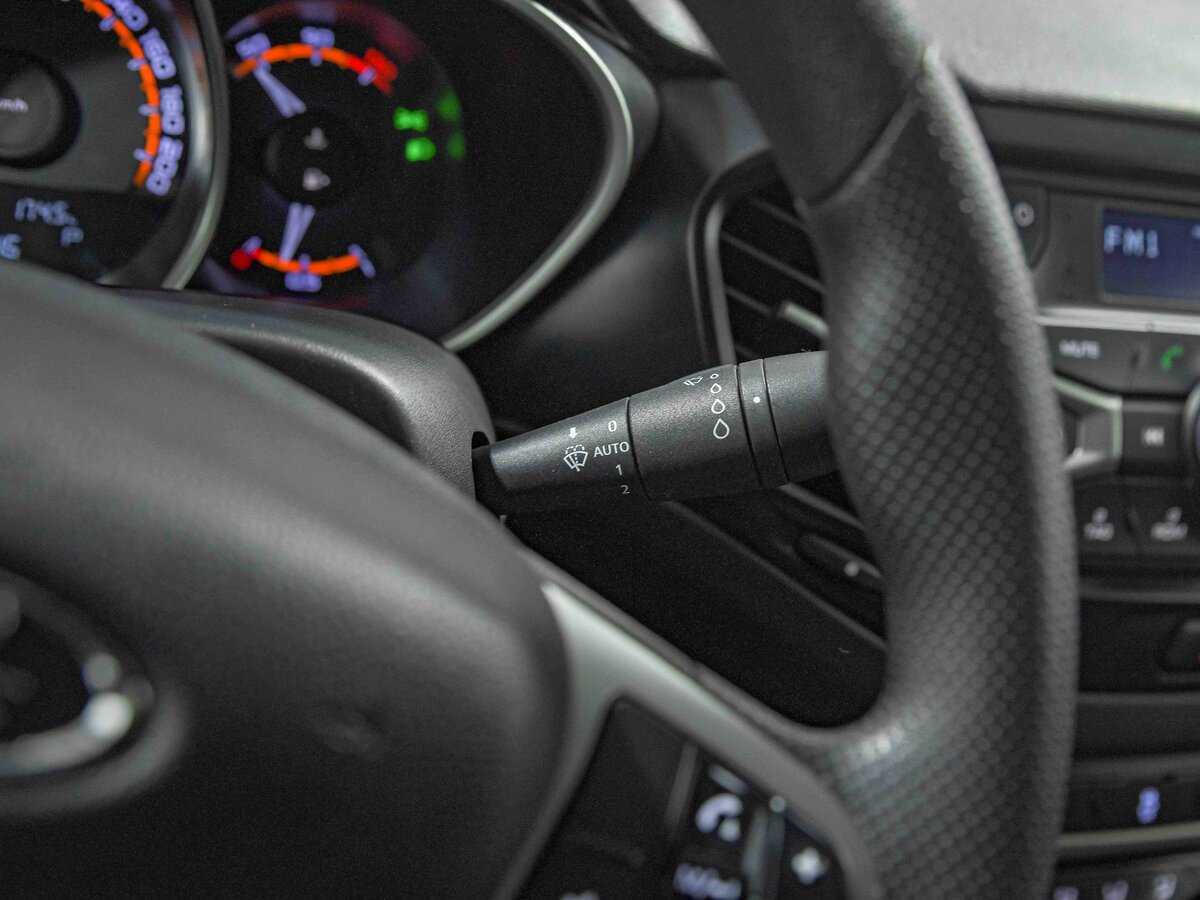 Lada (ВАЗ) Vesta, 2019 - Фото №9